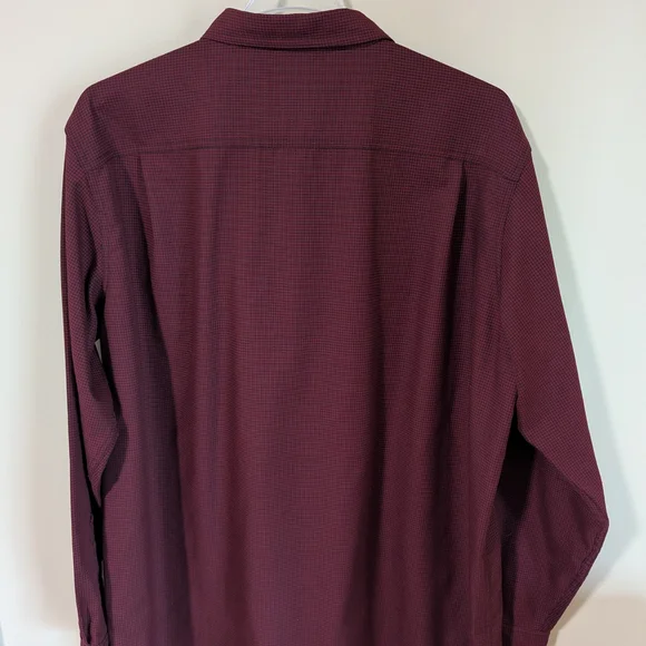 LL Bean Button-Down Shirt - Picture 5 of 5